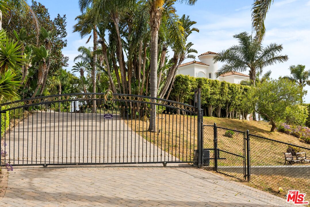 6400 Kanan Dume Rd