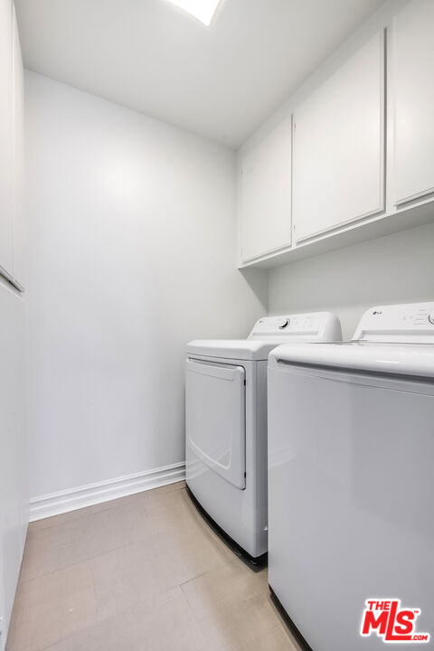 120 S Palm Dr Unit: 301
