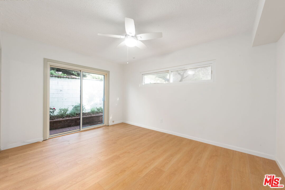 8335 W Manchester Ave Unit: B