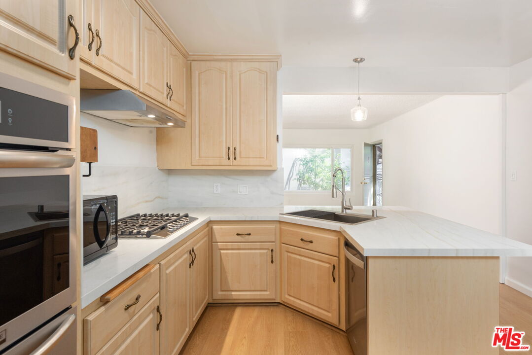 8335 W Manchester Ave Unit: B