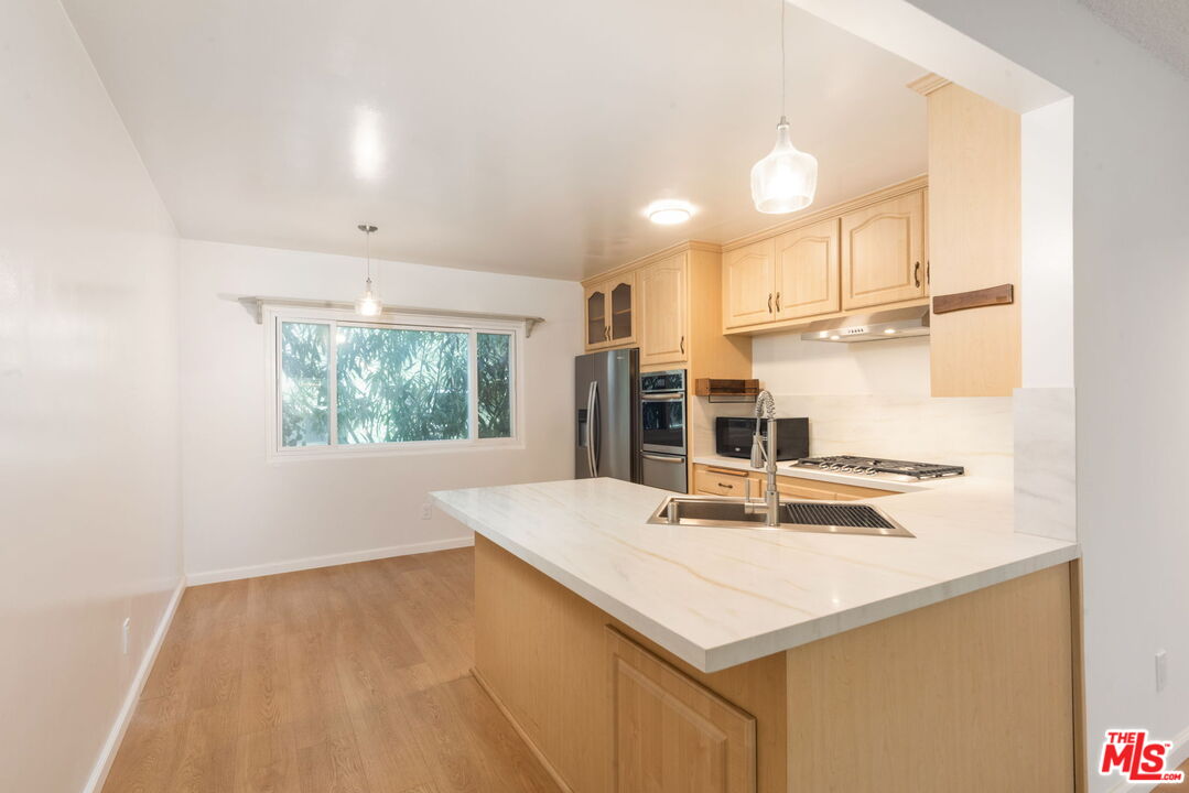 8335 W Manchester Ave Unit: B