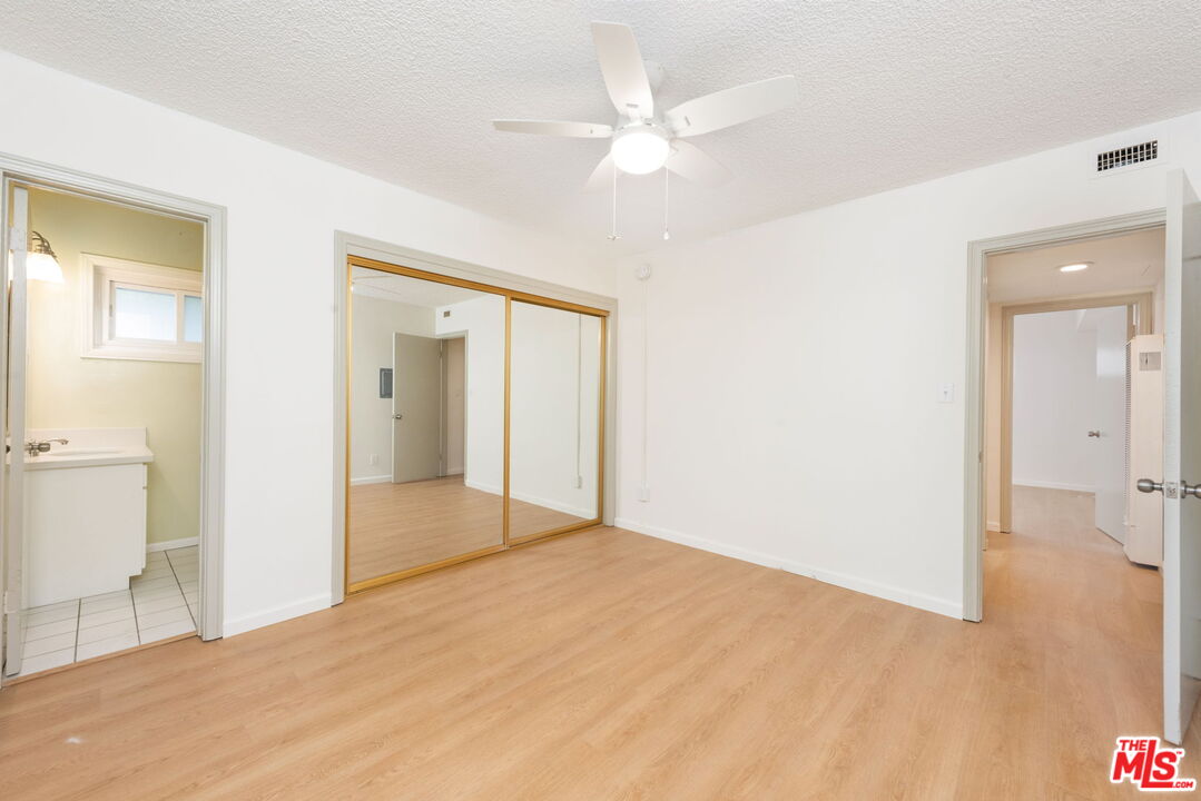 8335 W Manchester Ave Unit: B