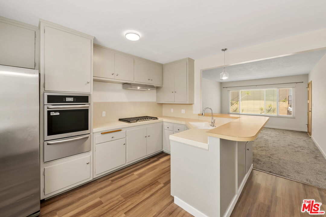 8335 W Manchester Ave Unit: D