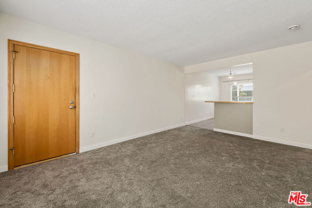 8335 W Manchester Ave Unit: D