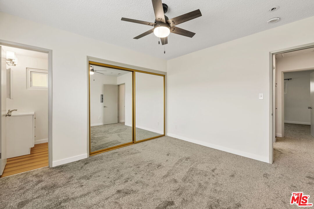 8335 W Manchester Ave Unit: D