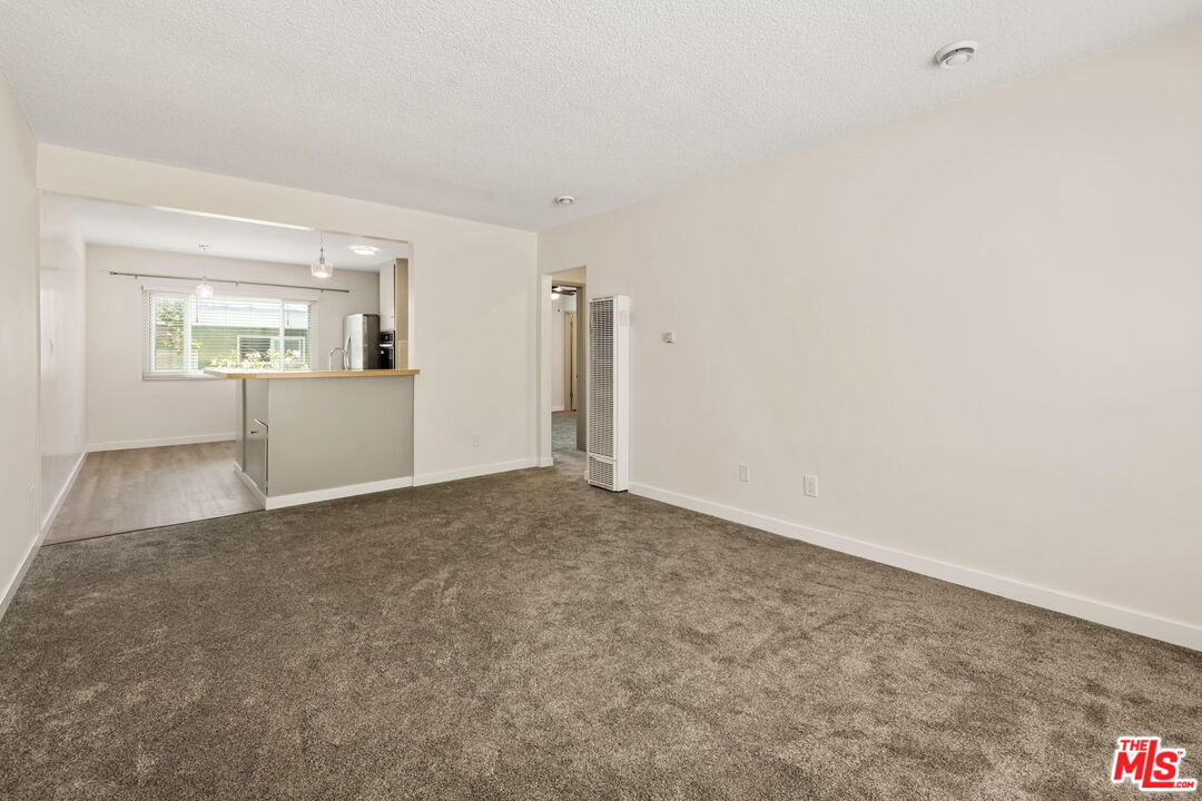 8335 W Manchester Ave Unit: D
