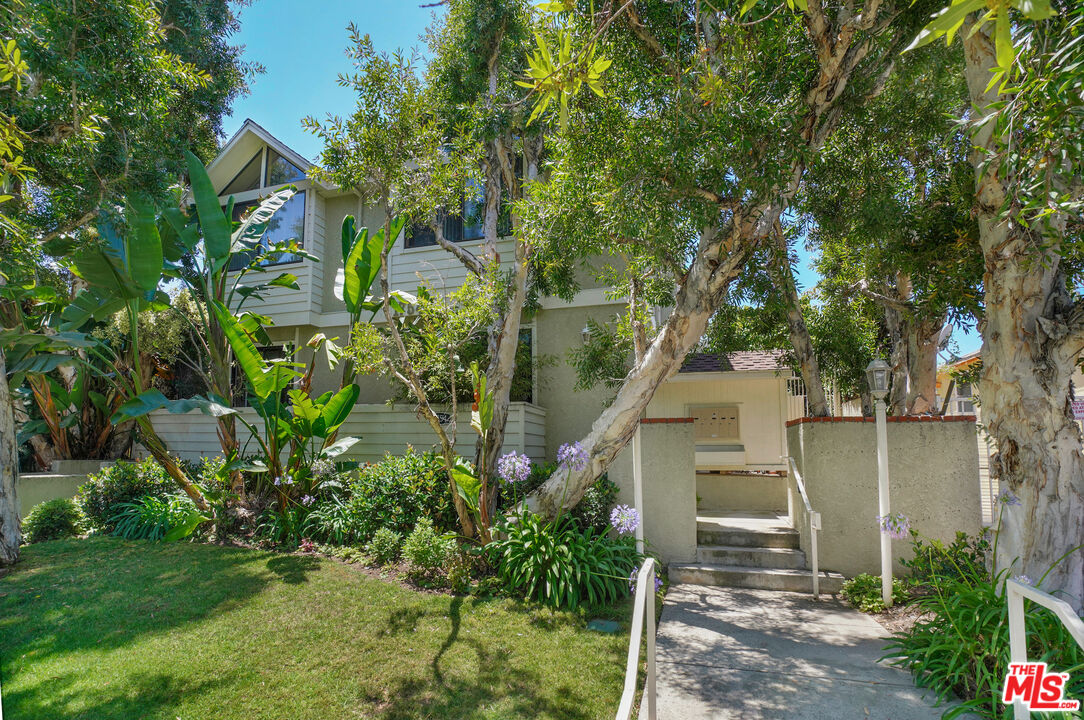 1754 11th St Unit: 104