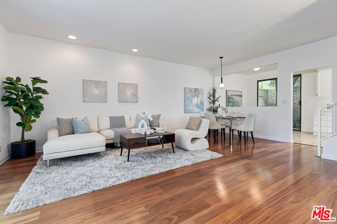 1754 11th St Unit: 104