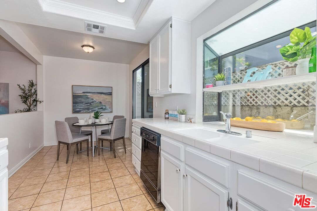 1754 11th St Unit: 104