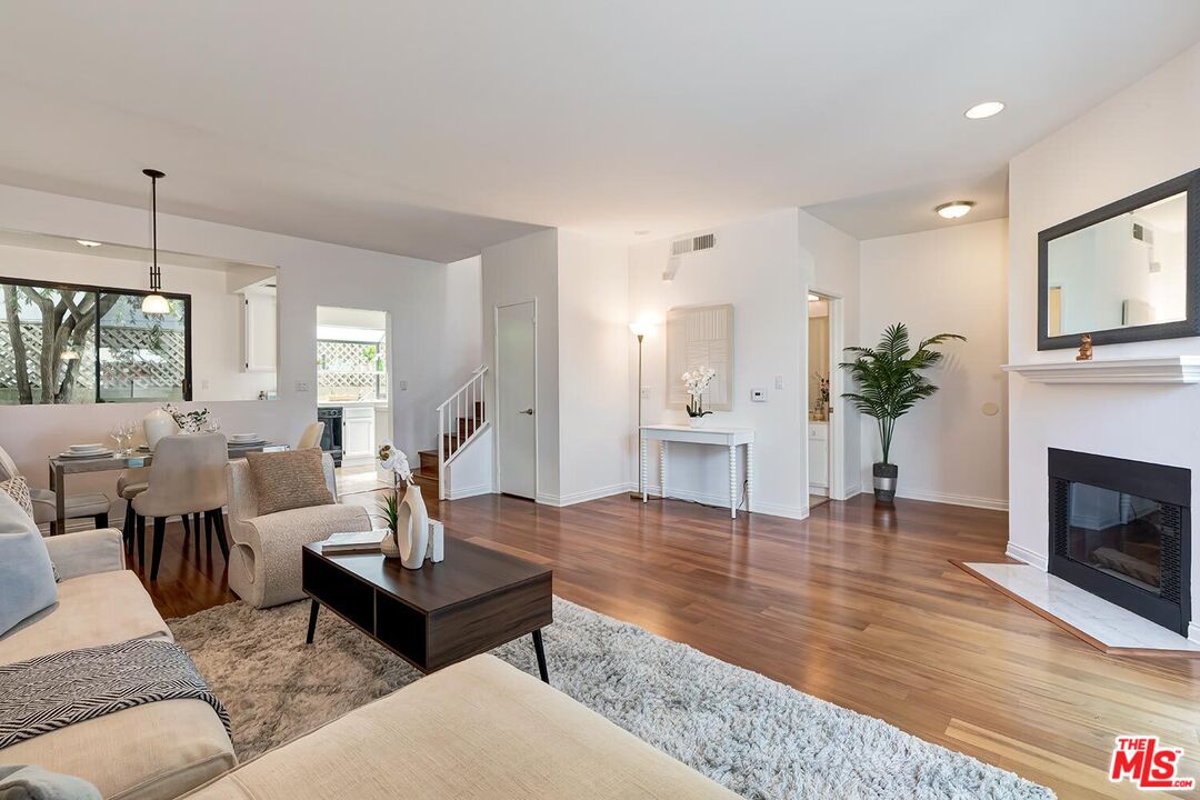 1754 11th St Unit: 104