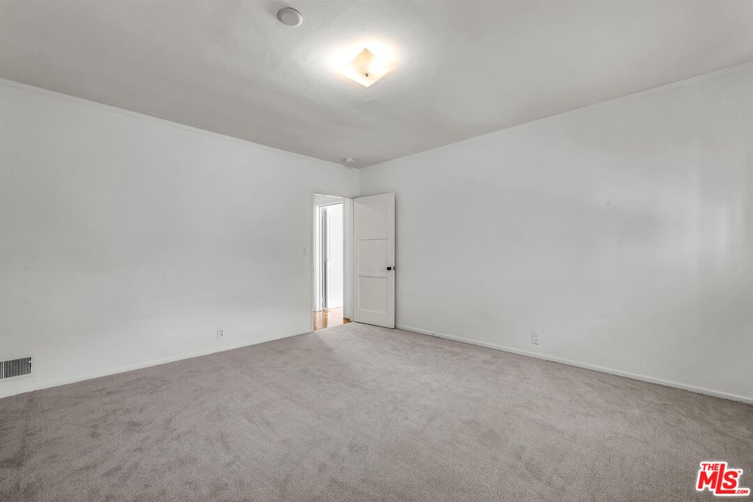 1229 Smithwood Dr