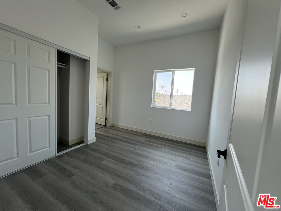 8640 Baring Cross St