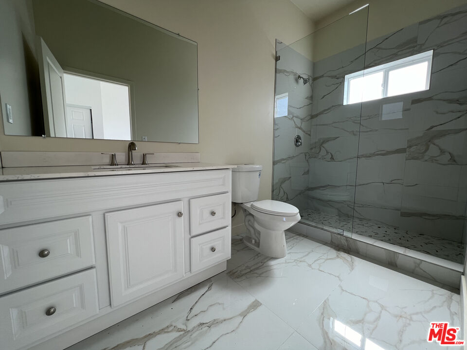 8640 Baring Cross St