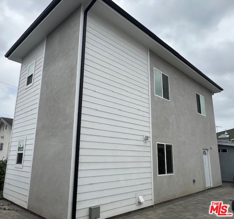 8640 Baring Cross St