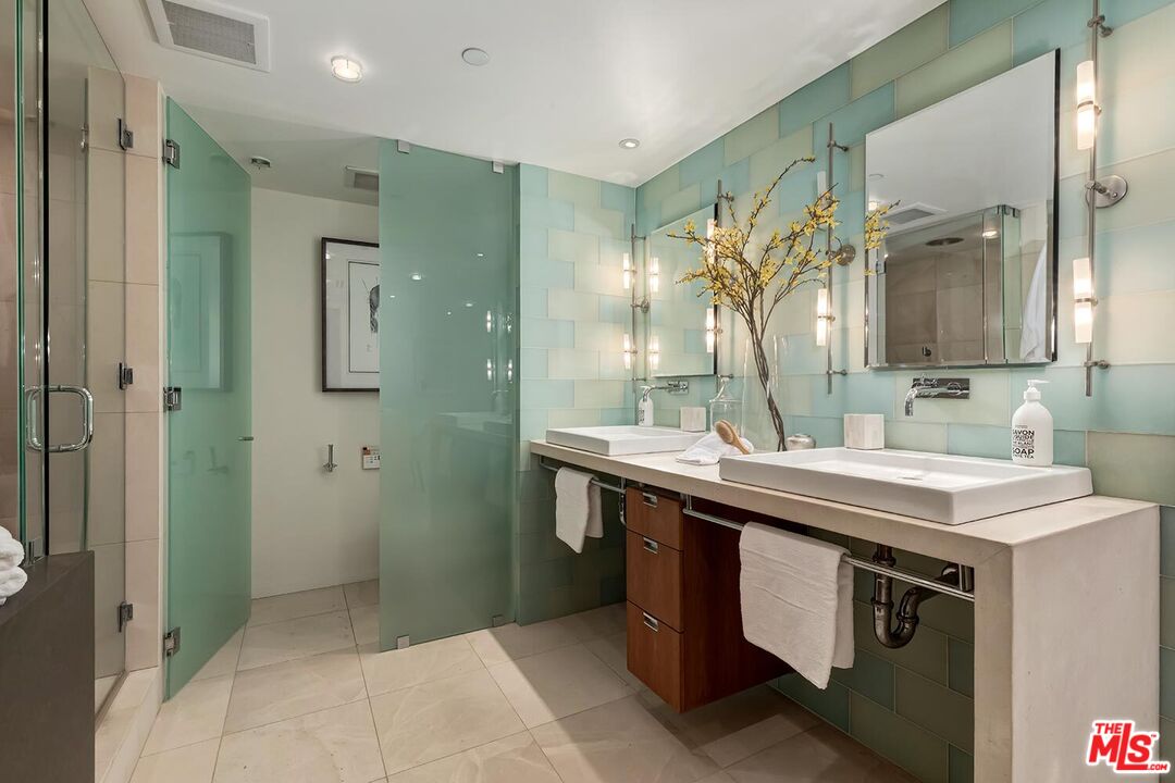 10520 Wilshire Blvd Unit: 506