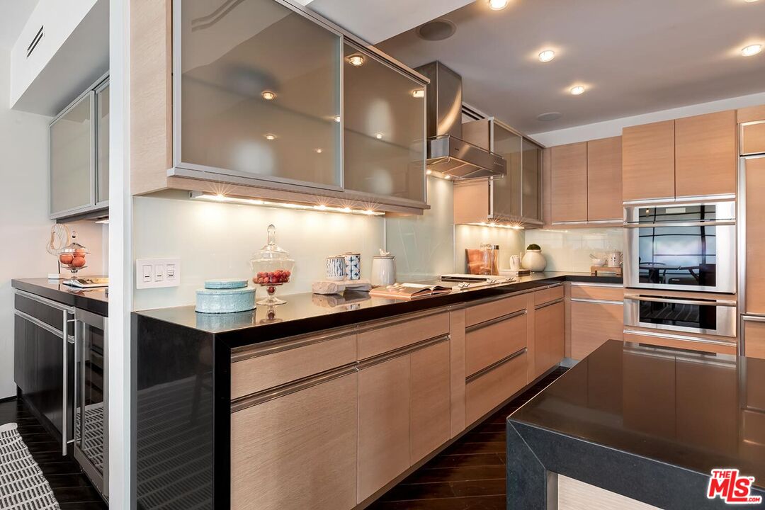 10520 Wilshire Blvd Unit: 506