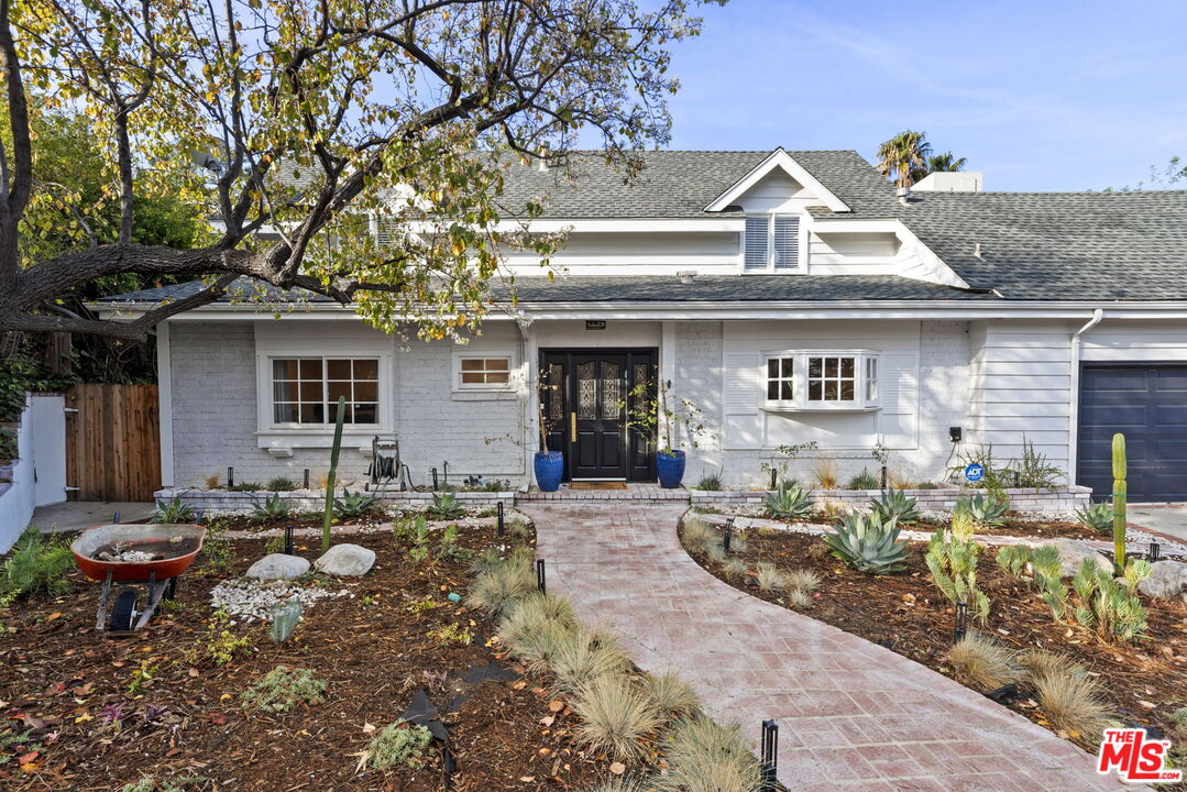 4815 Adele Ct