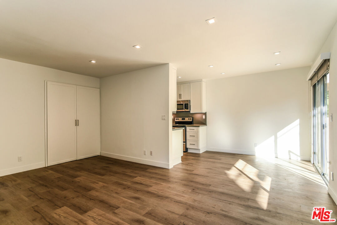 610 N Orlando AVE Unit: 204