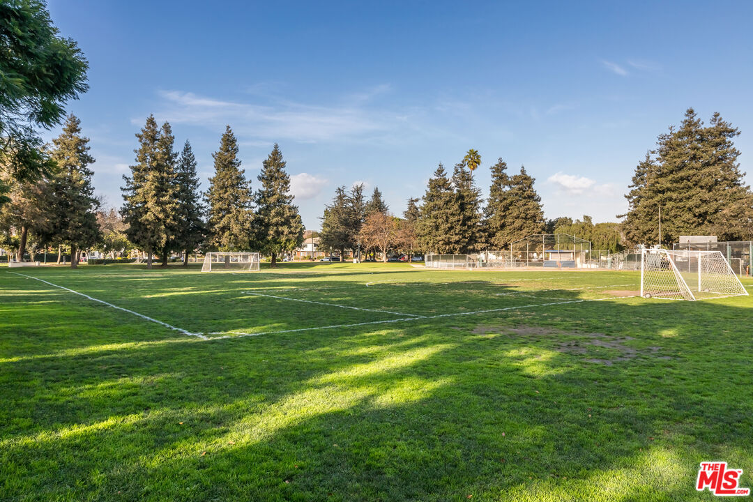 1201 Roxbury Dr Unit: 106