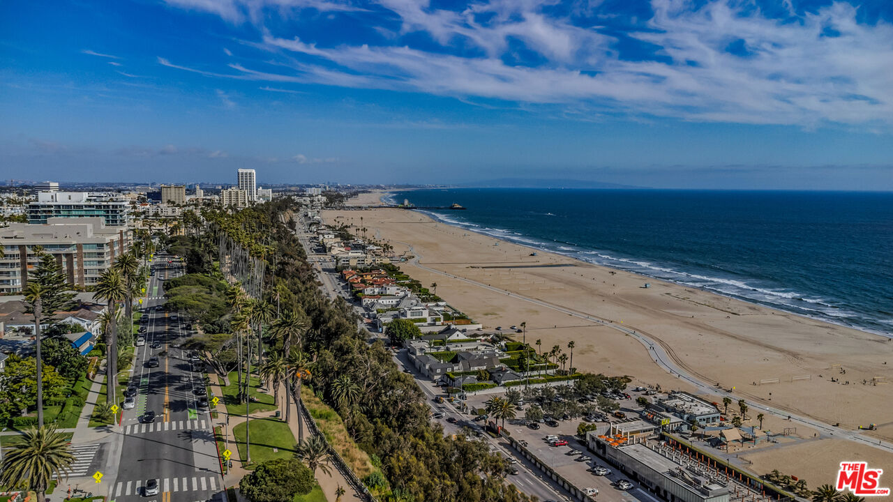 201 Ocean Ave Unit: 1505B
