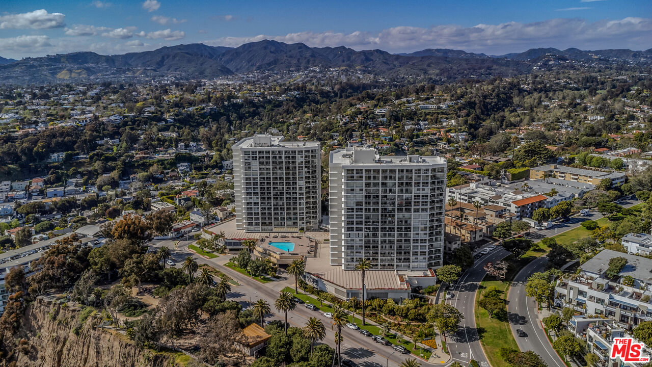 201 Ocean Ave Unit: 1505B