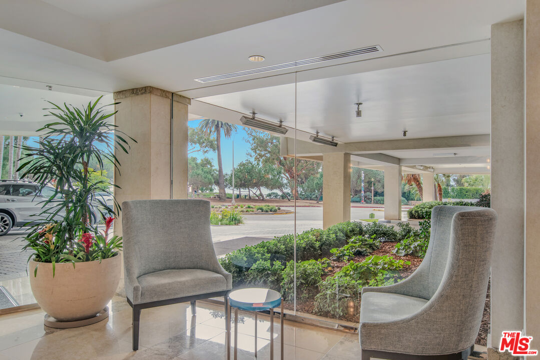 201 Ocean Ave Unit: 1505B