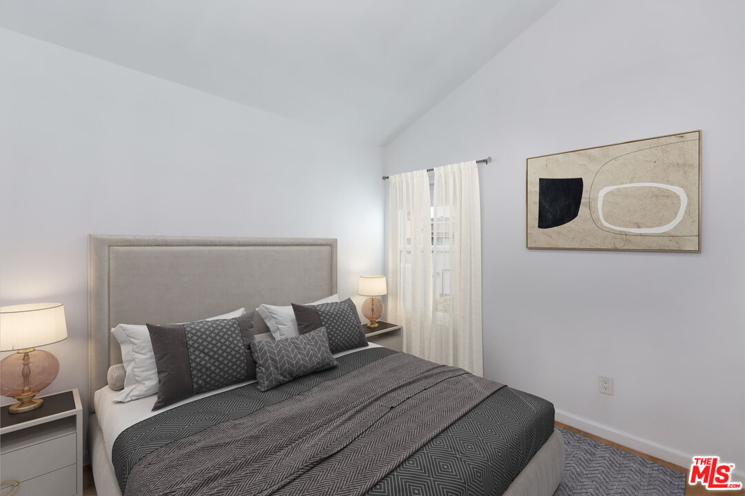 4273 Las Virgenes Rd Unit: 6