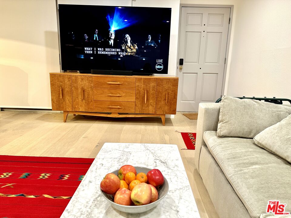 630 Raymond Ave Unit: 5