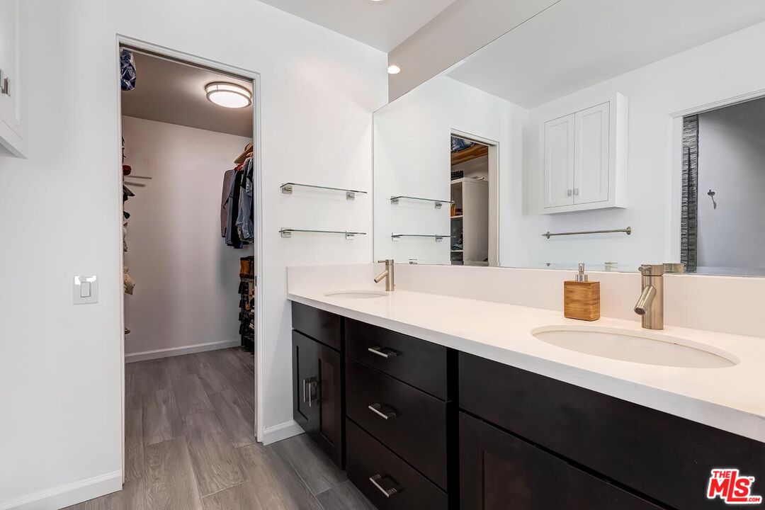 2336 28th St Unit: F