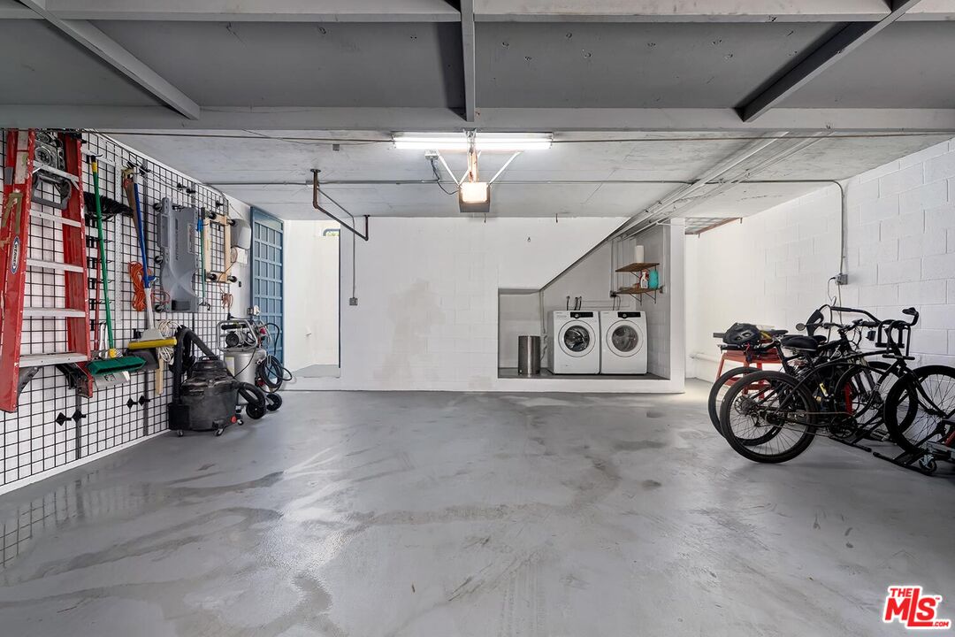 2336 28th St Unit: F