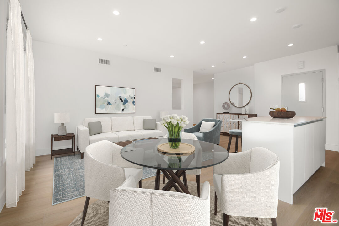 4418 S Slauson Ave Unit: 302