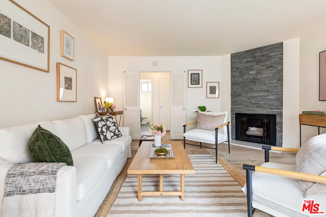 914 Lincoln Blvd Unit: 307