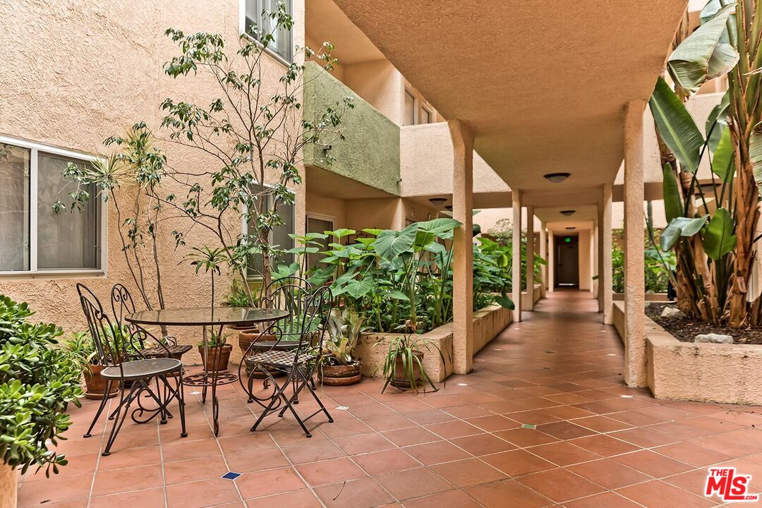 914 Lincoln Blvd Unit: 307