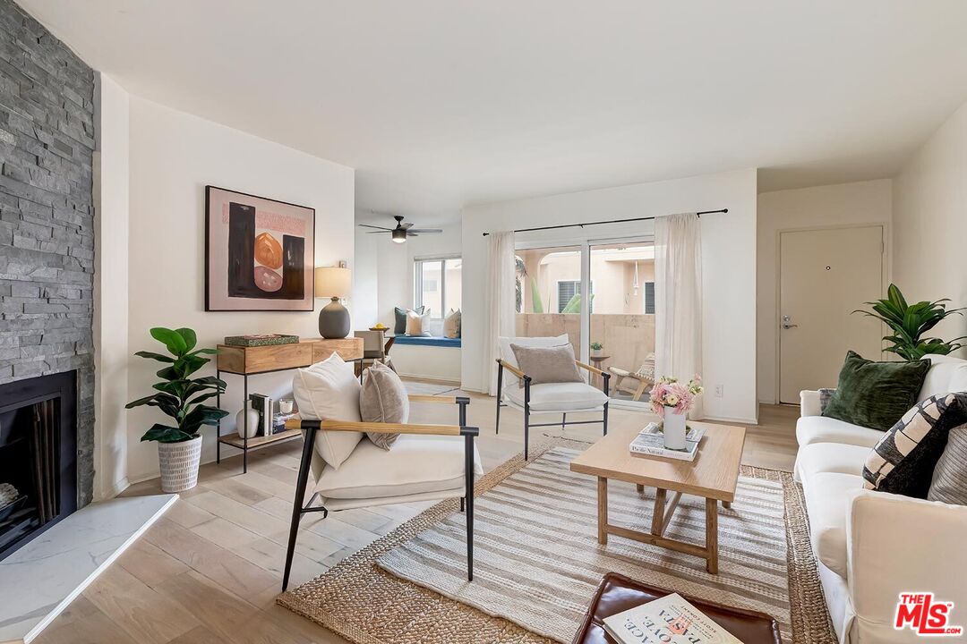 914 Lincoln Blvd Unit: 307