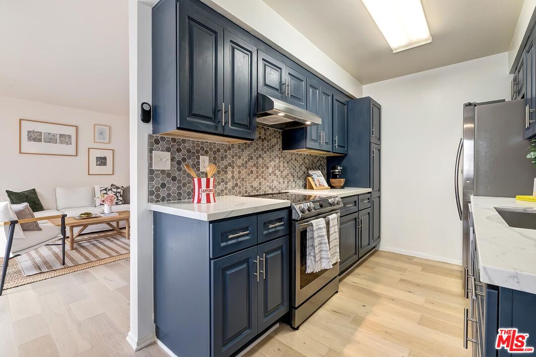 914 Lincoln Blvd Unit: 307