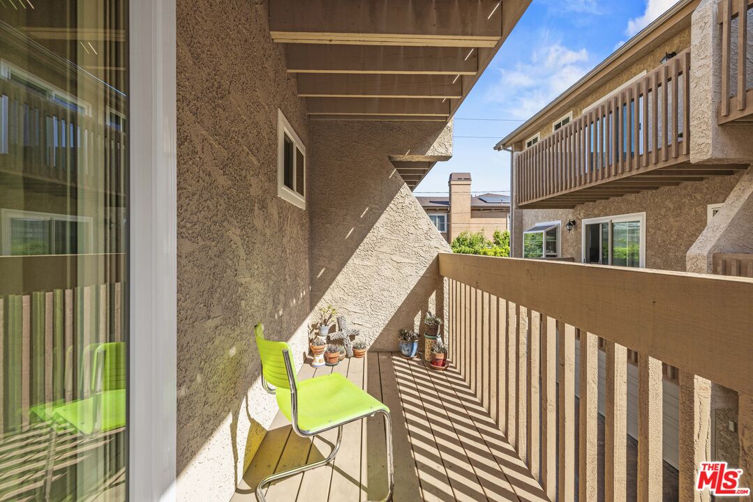 2701 Voorhees Ave Unit: 3