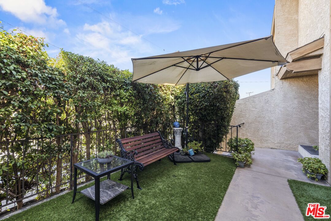 2701 Voorhees Ave Unit: 3