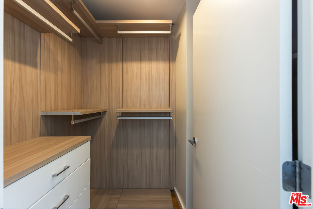 1705 Ocean Ave Unit: 205