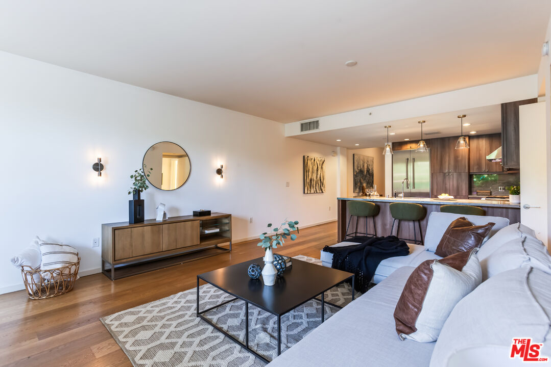 1705 Ocean Ave Unit: 205