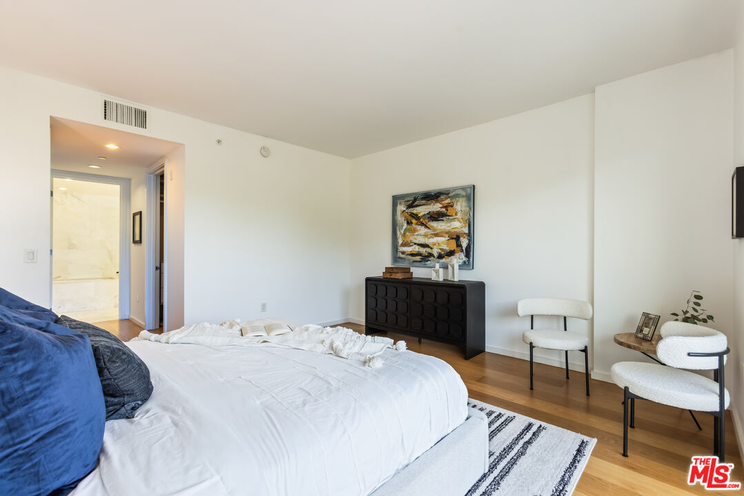 1705 Ocean Ave Unit: 205