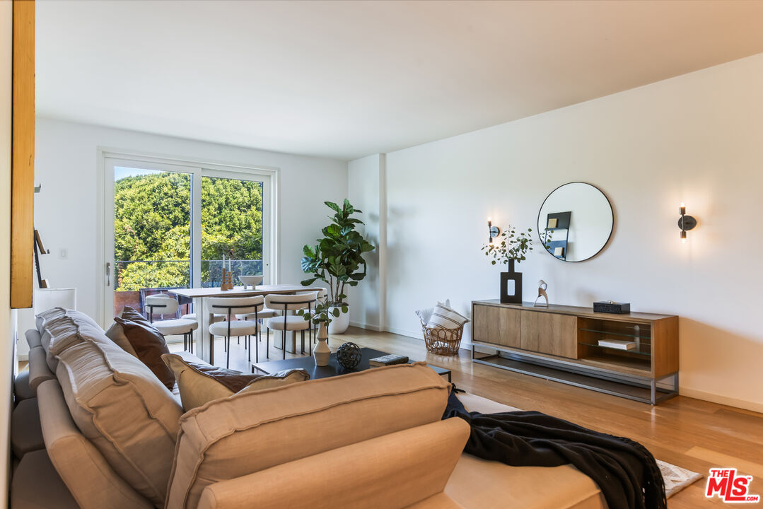 1705 Ocean Ave Unit: 205