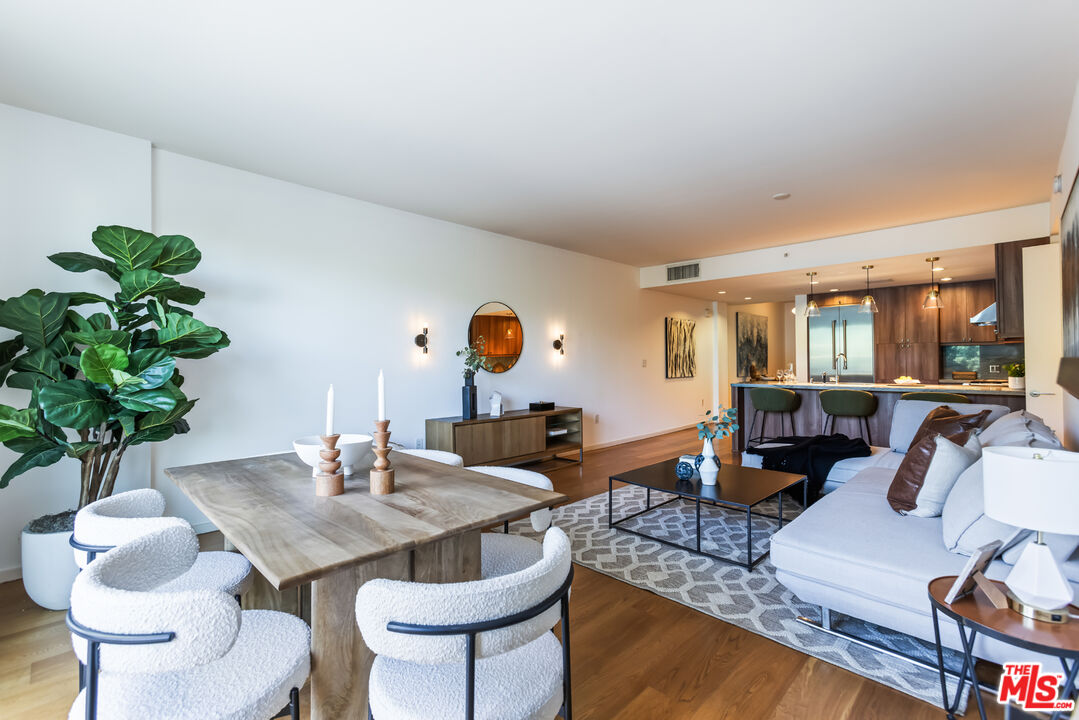 1705 Ocean Ave Unit: 205