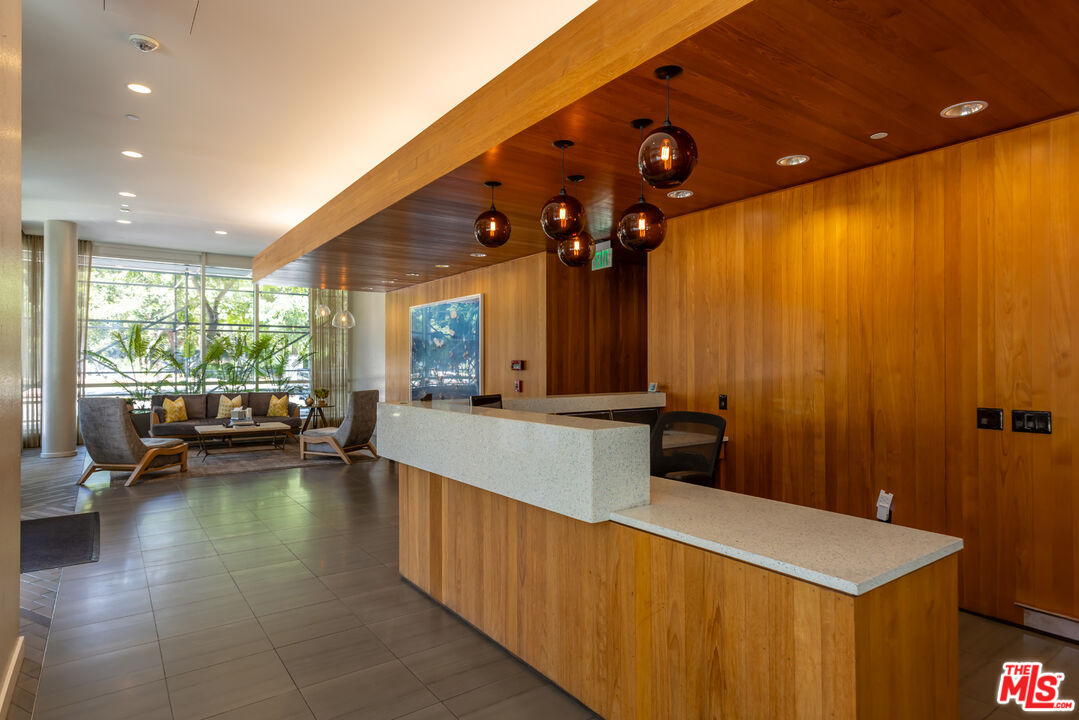 1705 Ocean Ave Unit: 205