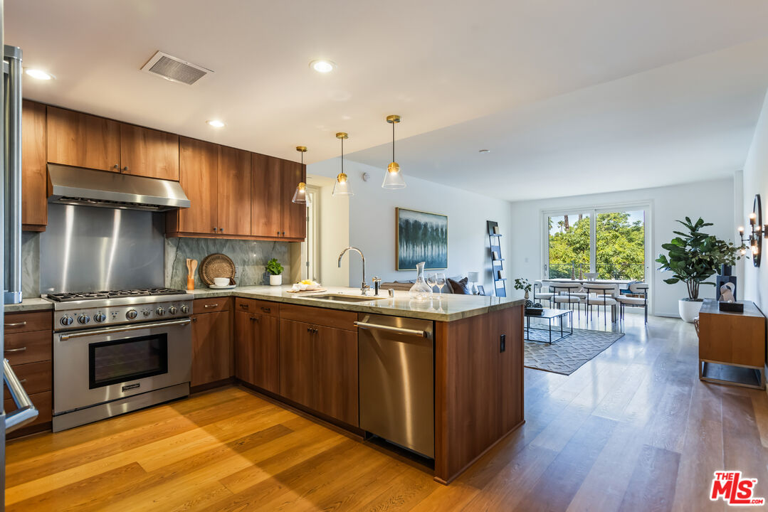 1705 Ocean Ave Unit: 205