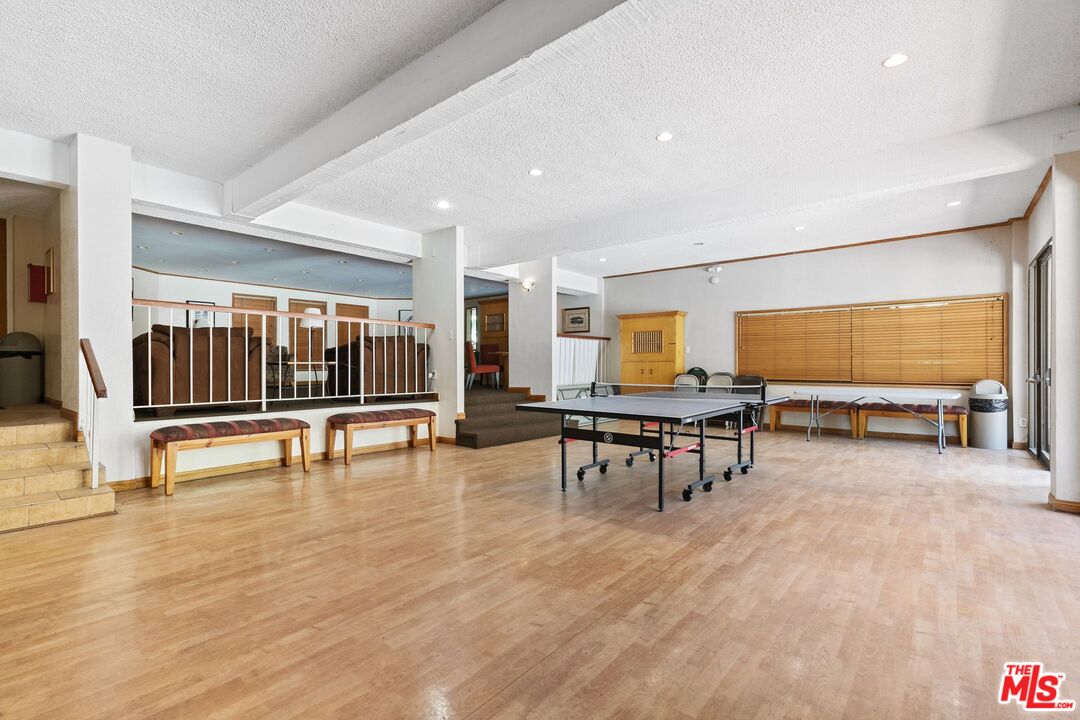 4900 Overland Ave Unit: 295