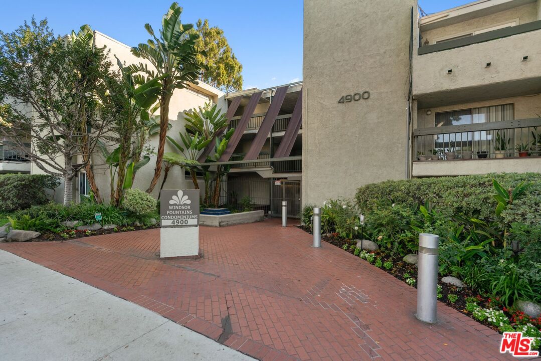4900 Overland Ave Unit: 295