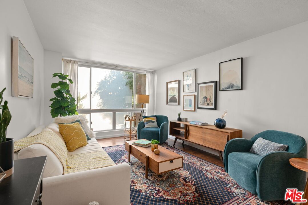 4900 Overland Ave Unit: 295