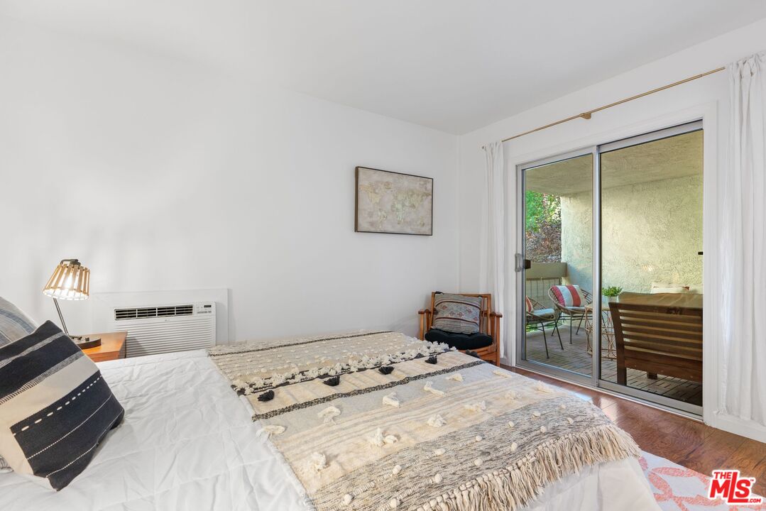 4900 Overland Ave Unit: 295