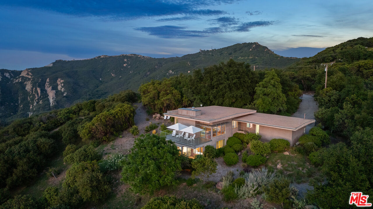 475 Stunt Rd