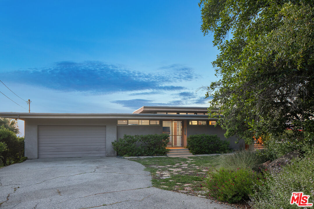475 Stunt Rd